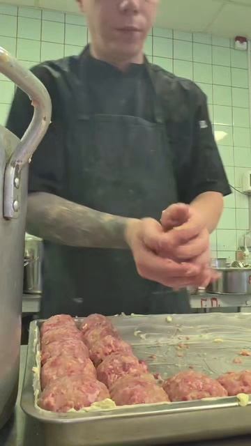 готовка в детской столовой