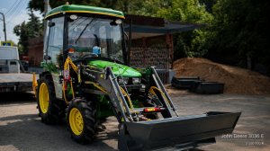 Вот каким должен быть минитрактор! John Deere 3036E с кабиной и КУН