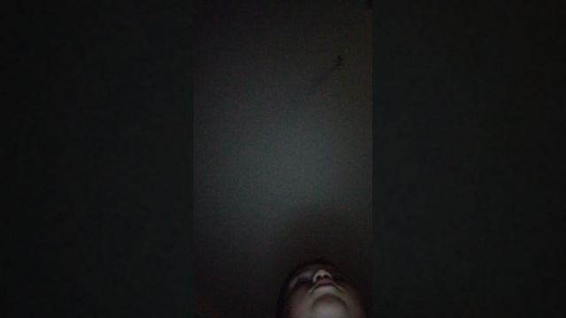 Смотрю на телевизорре