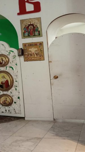 Дорогие братья и сёстры! Божественная служба храм Святой Троицы