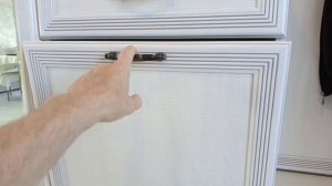 Установка газовых лифтов. Доработка мебели в прихожую.