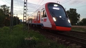 Наземное метро Москвы МЦД центральный диаметр поезд Иволга и ЭП2д