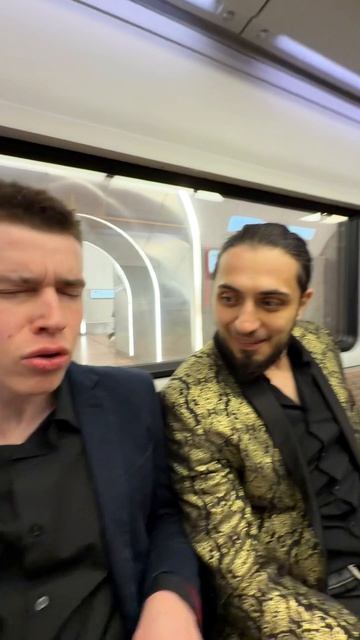 67 в метро 😂
