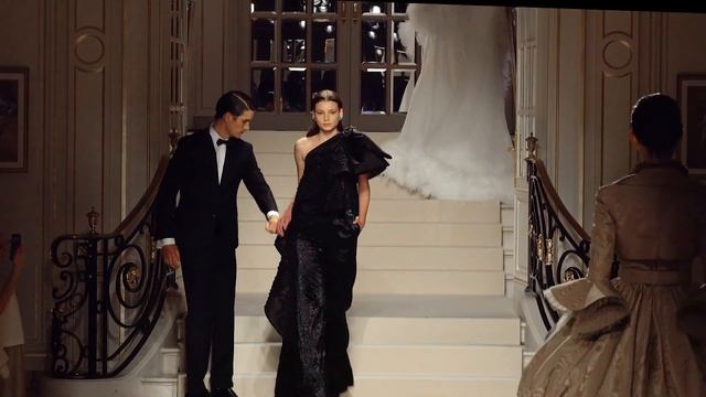 Показ женской коллекции Ashi Studio весна-лето 2019