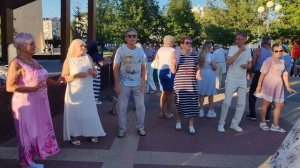 2 августа. Девочка лето..