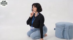 Стильная девушка в повседневной одежде  на каждый день