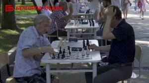 В сегодняшний праздничный день в Белгороде провели турнир в новой шахматной беседке