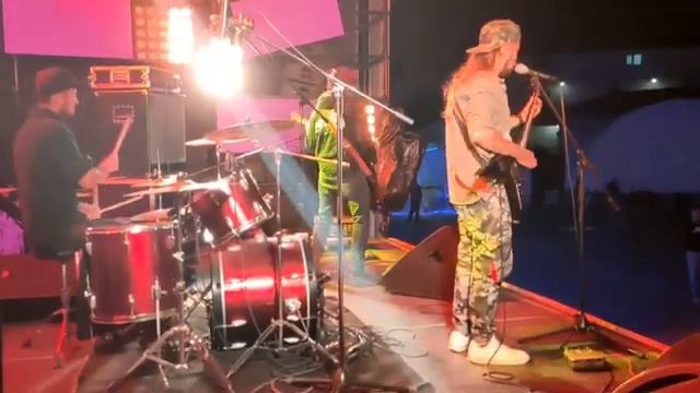 METALLICA - ENTER SANDMAN (COVER BY  WALDSTREET)live Koktebel