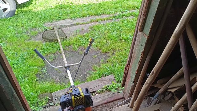 Трудовые будни в городе и выходные в деревне. Работа, огород, теплица, грибы.