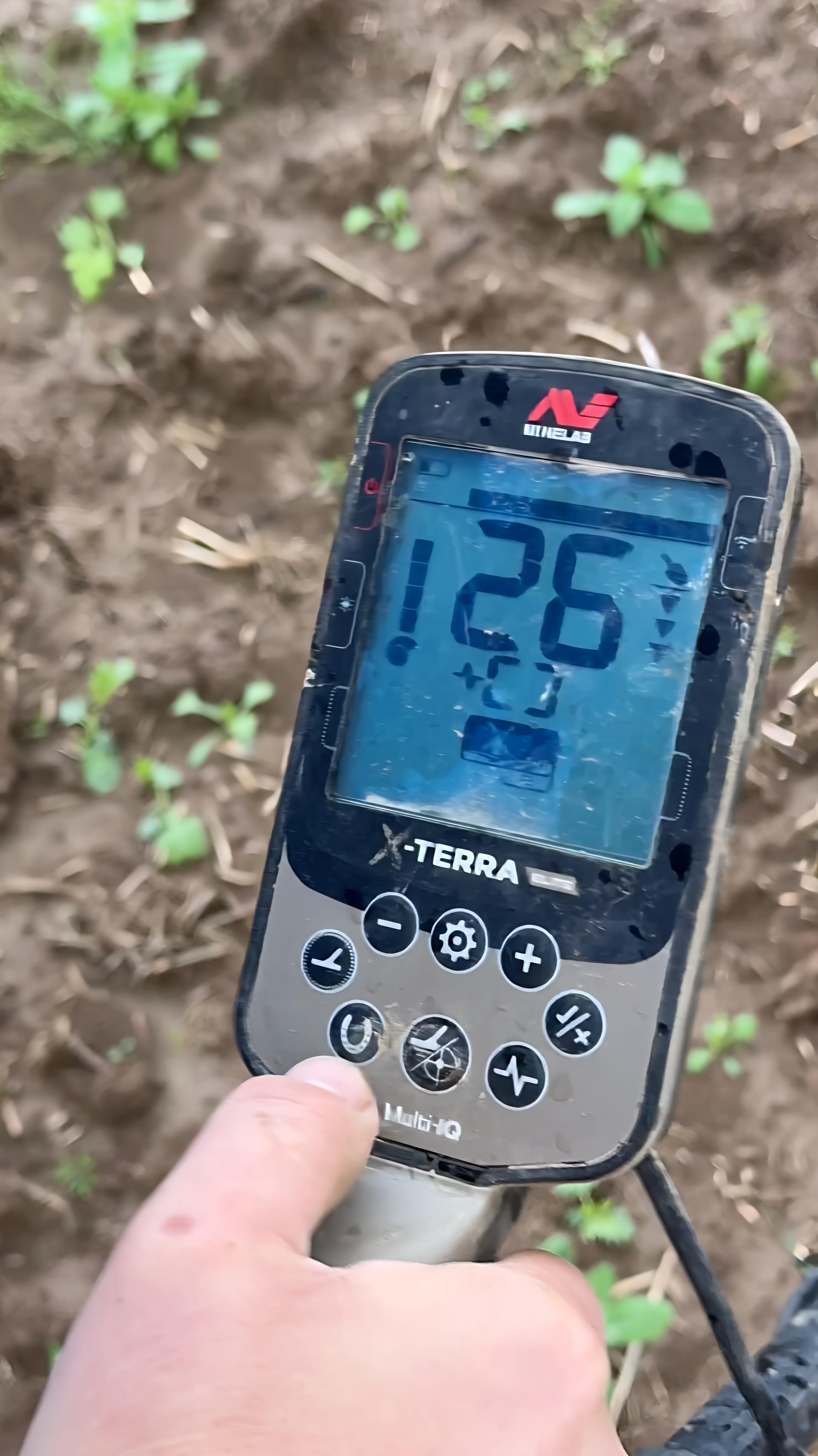 И такое бывает! Коп - не всегда про клады! #trending #metaldetecting #minelab #коп #металлоискатель