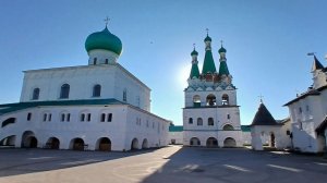 Утреня, часы. Литургия. Свято-Троицкий Александра Свирского монастырь.