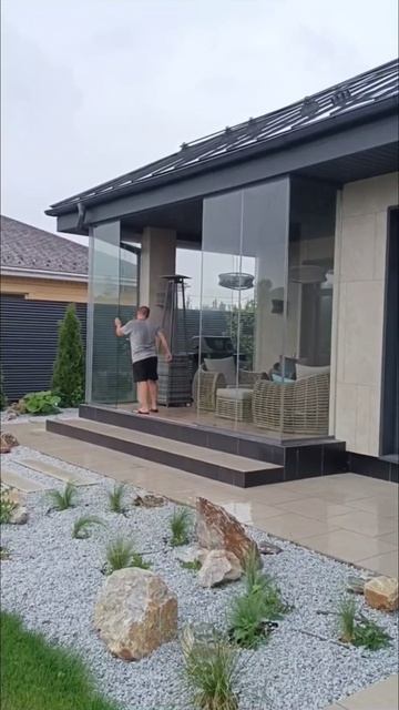 Подвижное остекление для беседок и веранд