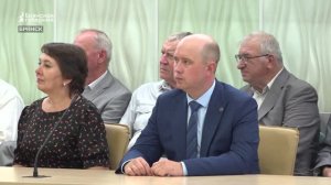 Возводят дома, школы и больницы: в Брянске чествовали строителей