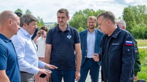 Рабочая встреча главы Росводресурсов Дмитрия Кириллова и губернатораСвердловской обл. Дениса Паслера