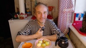 Перекус с Цилей. Муха. Думаю купить наполнитель. Мукбанг. Обжор. Еда на камеру. Диета. Шизофрения.