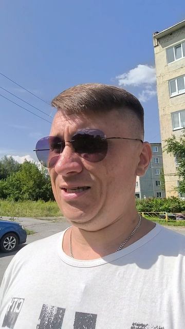 За один день депутат Михаил Боярский приобрёл шесть земельных участков в Петербурге на 985,2 млн руб