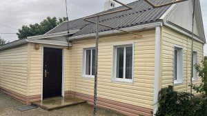 ПРОДАЁТСЯ ДОМ + ЛЕТНЯЯ КУХНЯ на ЗЕМЕЛЬНОМ УЧАСТКЕ - 13 сот. ст. Анастасиевская. т. 89184882246