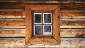 ПОЧЕМУ НАШИ ПРЕДКИ В СТАРИНУ В ИЗБАХ ДЕЛАЛИ МАЛЕНЬКИЕ ОКНА И ДВЕРИ.