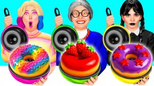 Кулинарный Челлендж# Уэнсдей Против Бабушки # Забавные Кухонные Лайфхаки
