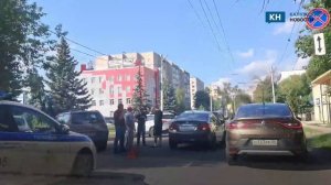 Три машины включая авто медслужбы, столкнулись в Калуге.