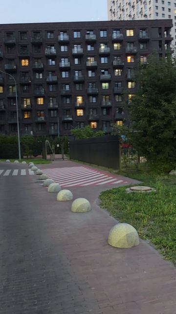 ПРИЕХАЛ НА НАБЕРЕЖНУЮ