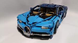 быстрая сборка и обзор на лего техник Bugatti Chiron 42083