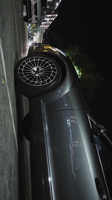 W221