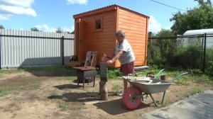 Новый оригинальный дровник появился на  даче. Делаю водостоки.(7 серия новой дачи)