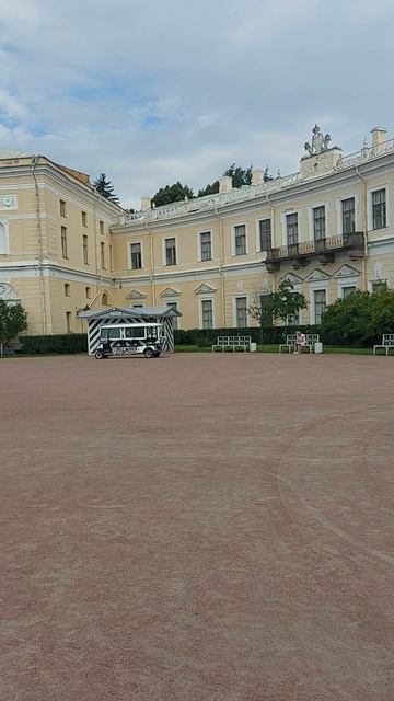 Тем временем...06.08.2026...Павловский дворец...
