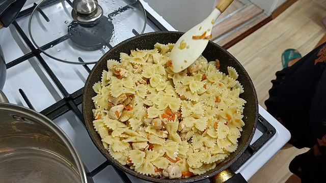 Домашний влог. Покупки.Вкусно готовим. Рисуем.