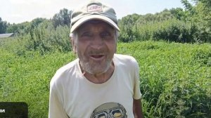Познакомьтесь, это Илья, Генин племянник. Дед Матвей сидит без газа.