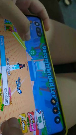 играем +1 скорость бега побег обезьяны!!!