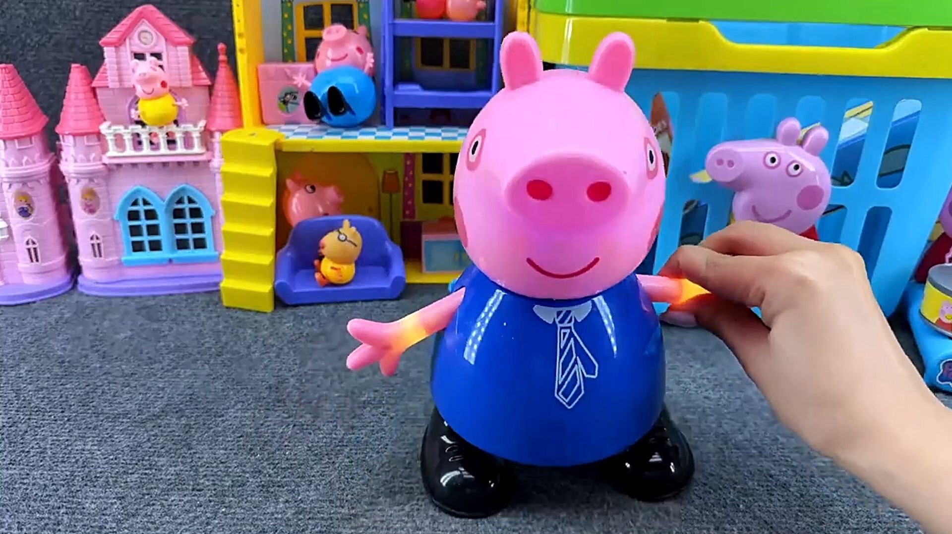 Развивающие игрушки. Игровые наборы для развития детей.  Для малышей мультики. Игры для детей