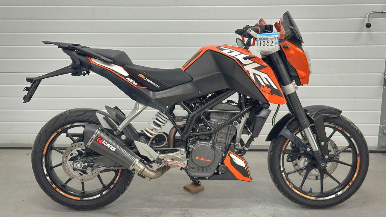 KTM 125 DUKE - VBKJGA4L5CC005528