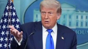 Трамп заявил, что все еще настроен на заключение мирной сделки с Ираном.

«Я предпочел бы заключить
