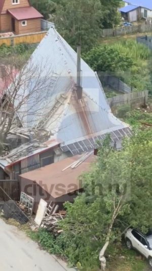 Вонь и гарь летят в окна жителей южно-сахалинской многоэтажки