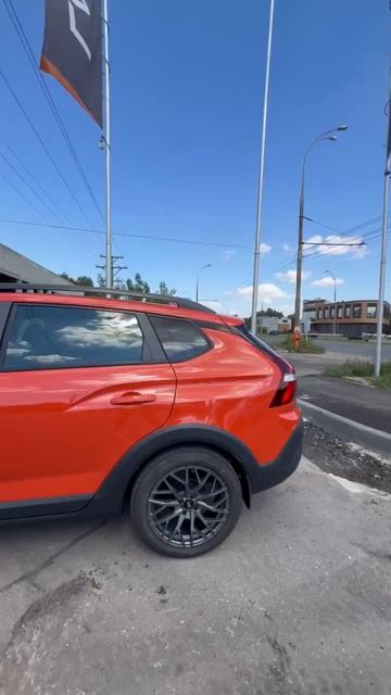 Смотрим как смотрится диски на LADA ISKRA SW Cross