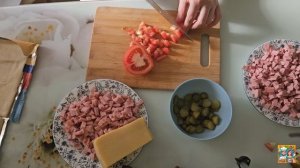Хрустящая пицца из слоёного теста: максимум вкуса за минимум времени