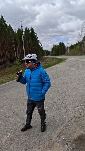 Деревья качаются, красиво это всё #велопоездка #велосипед #Тюмень