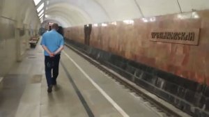 Станция метро Третьяковская интерьер, пассажиры, поезда Москва Фрагмент 4а