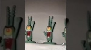 всем привет я короче хочу сказать что видео по plants vs zombies будет сегодня