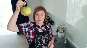 Проводила мужа и давай на кухне развлекаться!