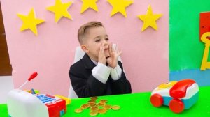 Ники ухаживает за мамой в детском отеле