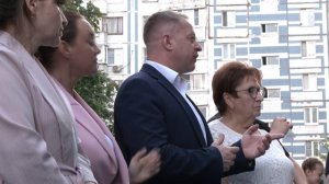 Жители Лесных Полян обсудили с депутатами проблемы посёлка