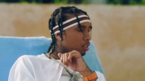 9.Tyga ft. Offset, YG, 21 Savage, Quavo - PAWG (Official Video)