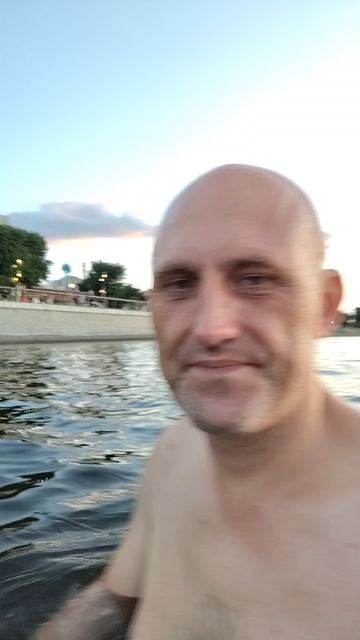 07.08.2026г искупался у себя в Владивостоке