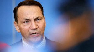 Глава МИД Польши заявил о необходимости сбивать ракеты над Украиной.