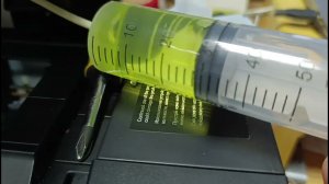 Epson l222 как почистить головку, не снимая ее..