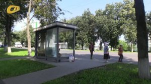 У СВЯТО-ТРОИЦКОГО ХРАМА ПО УЛ. НИКИТИНА ДЕТИ РАЗБИЛИ СТЕКЛО ОСТАНОВОЧНОГО КОМПЛЕКСА