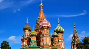 Поездка в Москву   стихи В. Резанов, А. Михайлов ; музыка и исполнение А. Михайлов